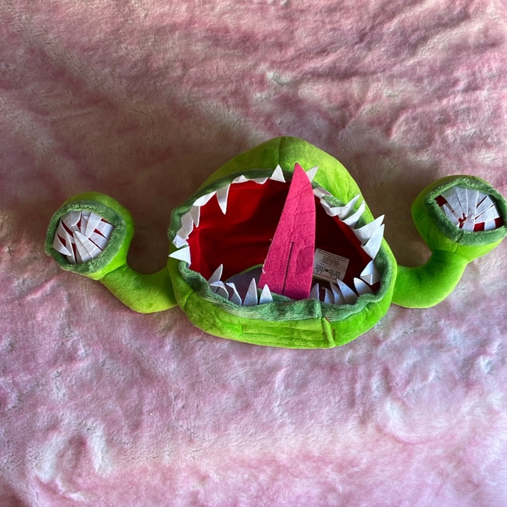 Venus flytrap monster costume hat